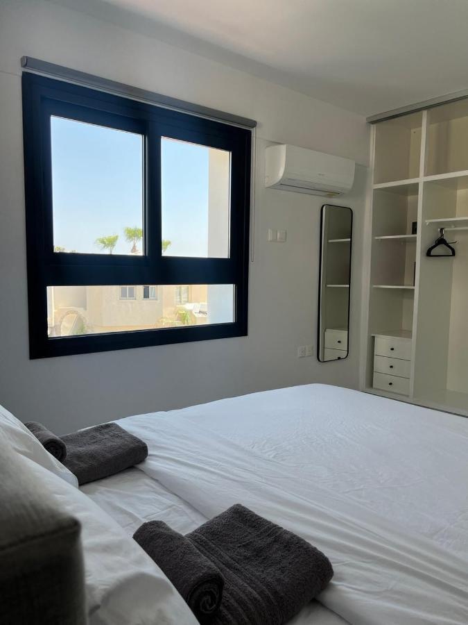 Sea La Vie #2 - Luxury Seaview Apartment Paphos Exterior foto